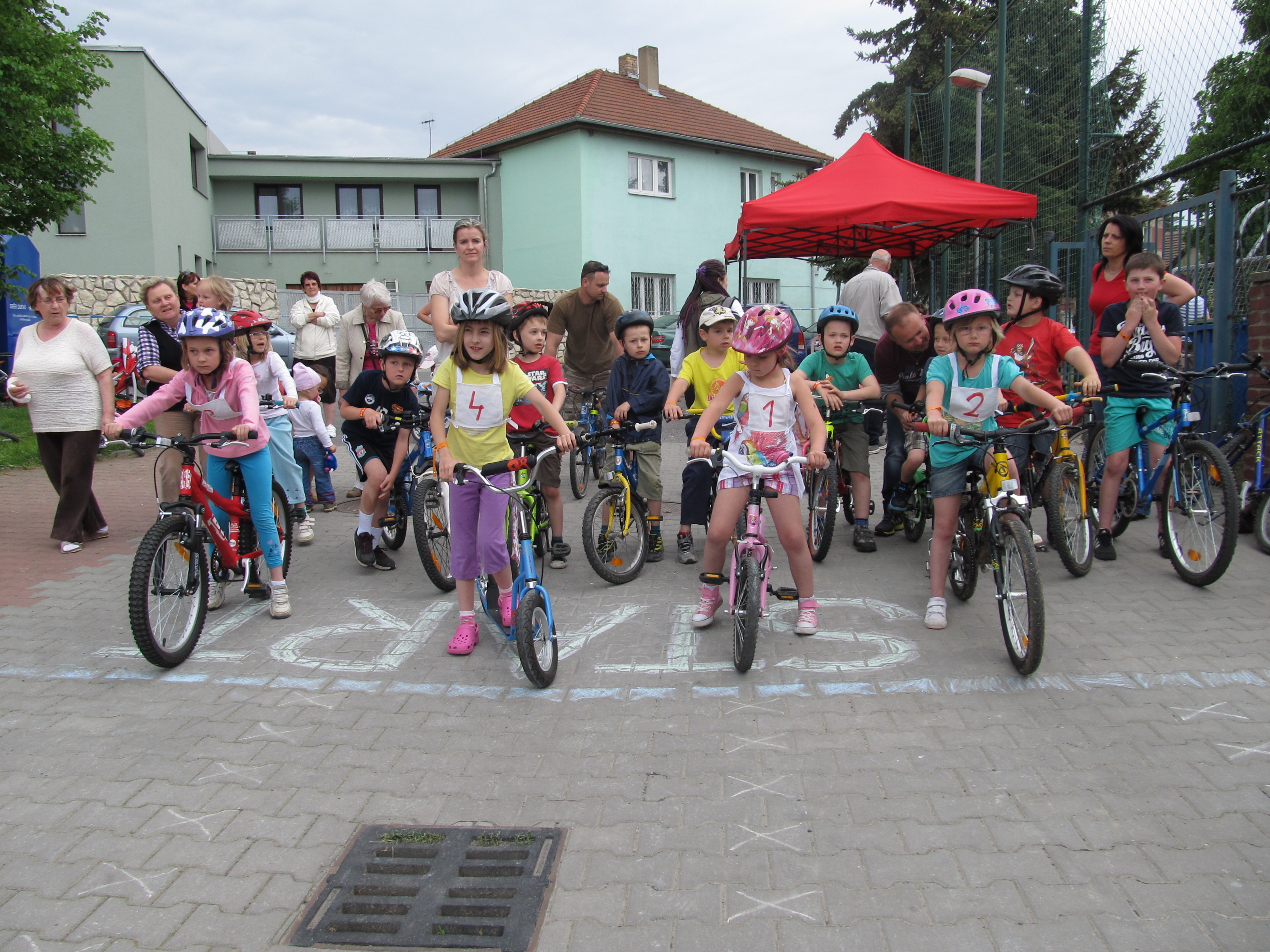 závody kola 2013-1